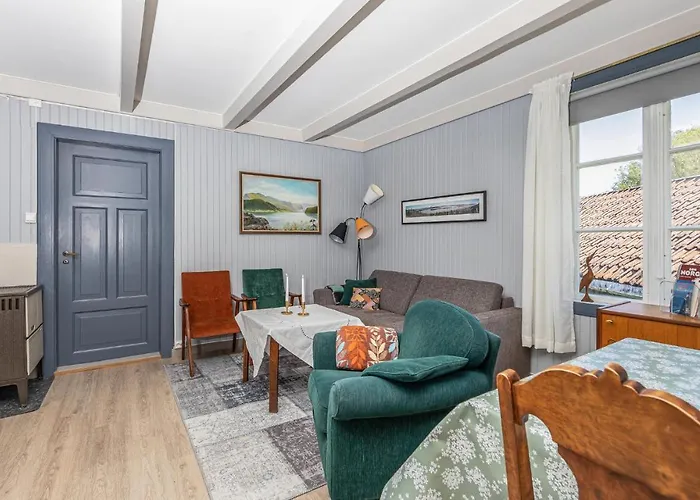 2 Bedroom Stunning In Åfarnes